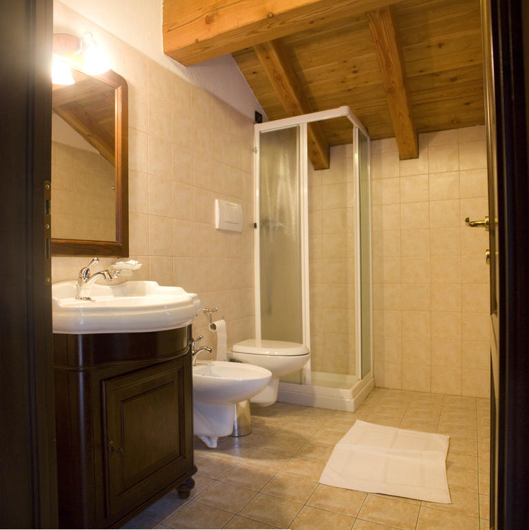 Locanda Lac Place Moulin Bionaz Room photo